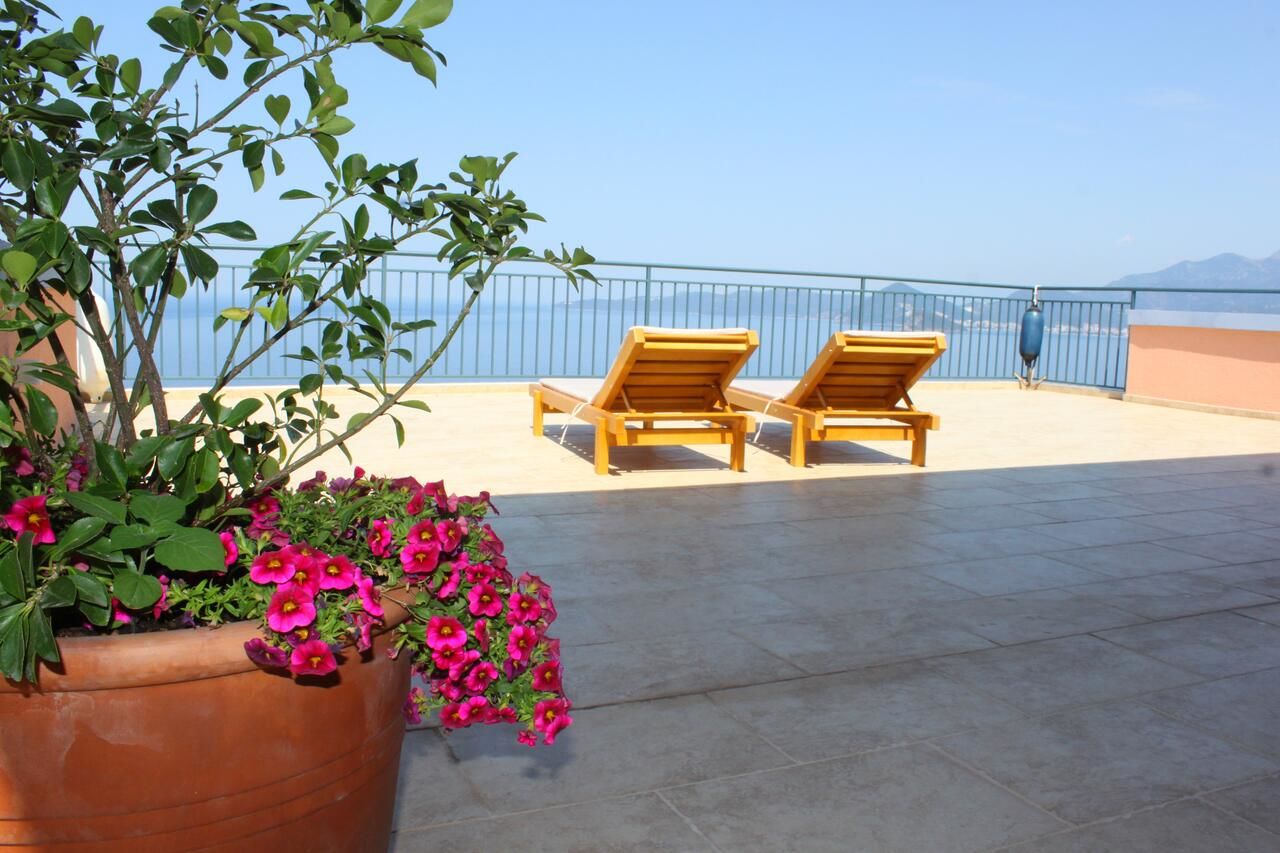 Апартаменты Blue Mediterranean Apartments Свети-Стефан-17